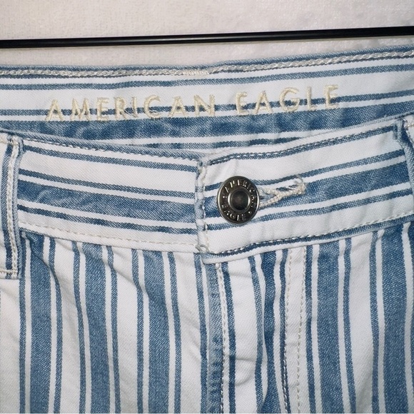 American Eagle Blue and White Striped High Mom Jeans - Picture 2 of 7